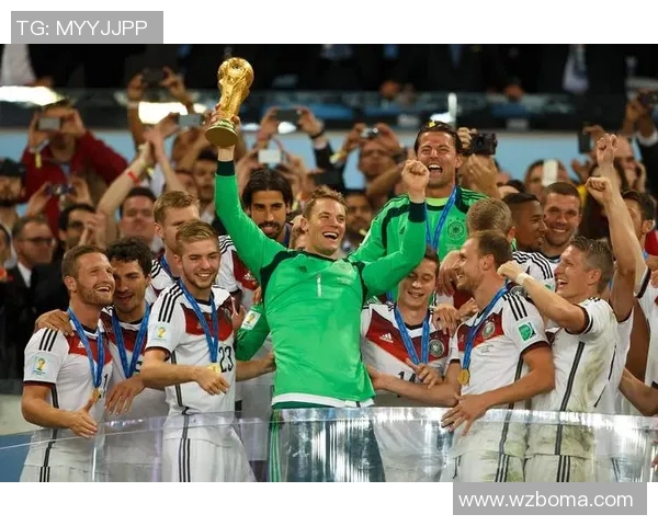 德国足球明星的辉煌历程与成就解析