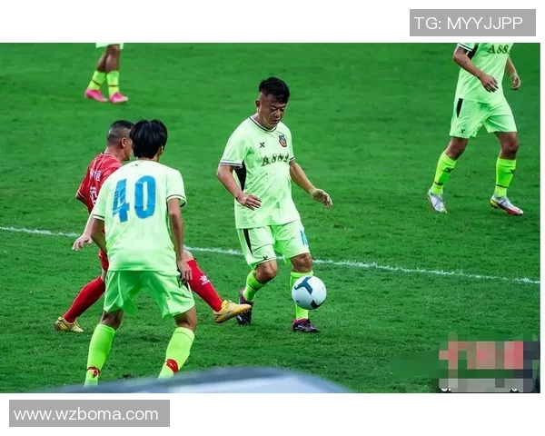 足球明星超帅霸气壁纸尽显风采与魅力让你爱上每一场比赛的激情与荣耀